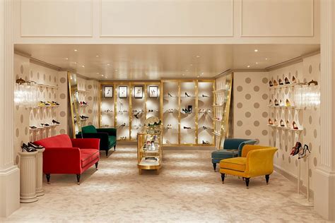 Manolo Blahnik’s New NYC Flagship – Nobleman .